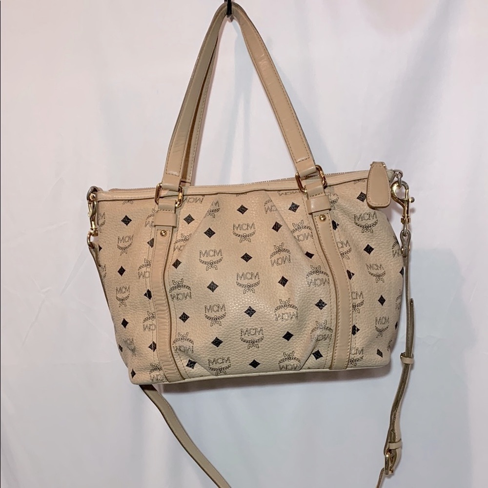 MCM Visetos Beige Monogram Tote/Crossbody Leather Bag Goldtone hardware Zip Top - Picture 2 of 16